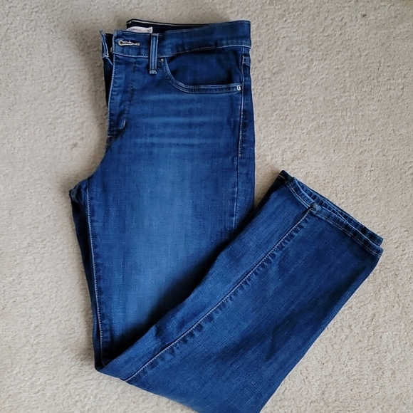 Levi Jeans - Picture 6 of 6